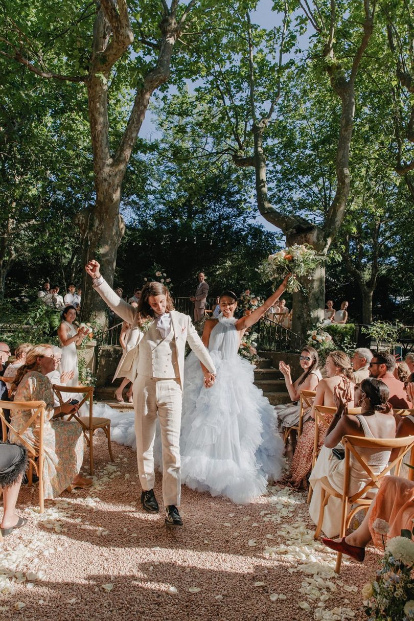 Un mariage au Château de Grand Boise en Provence - Photos : Alchemia - Blog mariage : La mariée aux pieds nus