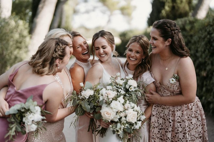 Un mariage Château la Tour Vaucros en Provence - Photos : Neupap Photography - Blog mariage : La mariée aux pieds nus