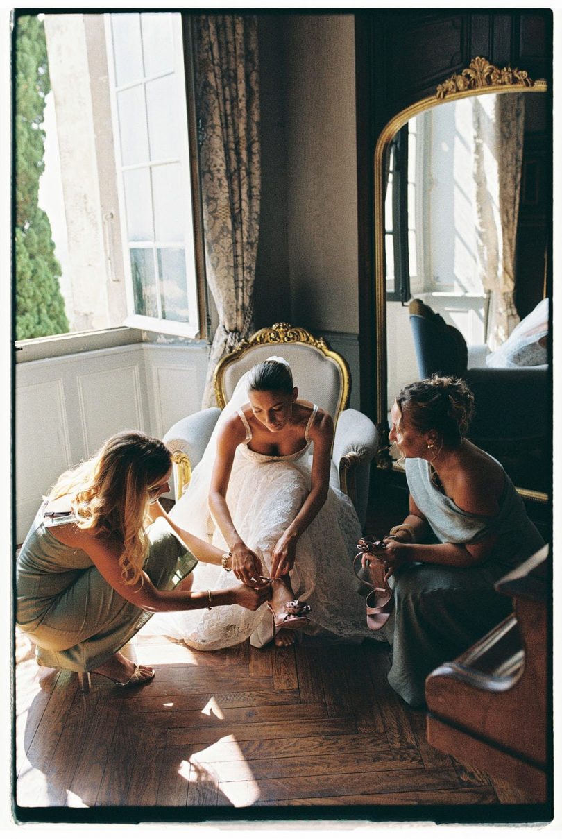 Un mariage au Château de Paraza près de Narbonne en Occitanie - Photos : Clarisse et Johan - Blog mariage : La mariée aux pieds nus