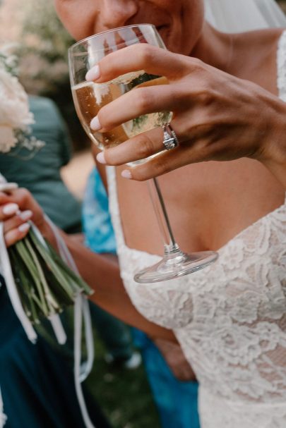 Un mariage au Château de Paraza près de Narbonne en Occitanie - Photos : Clarisse et Johan - Blog mariage : La mariée aux pieds nus