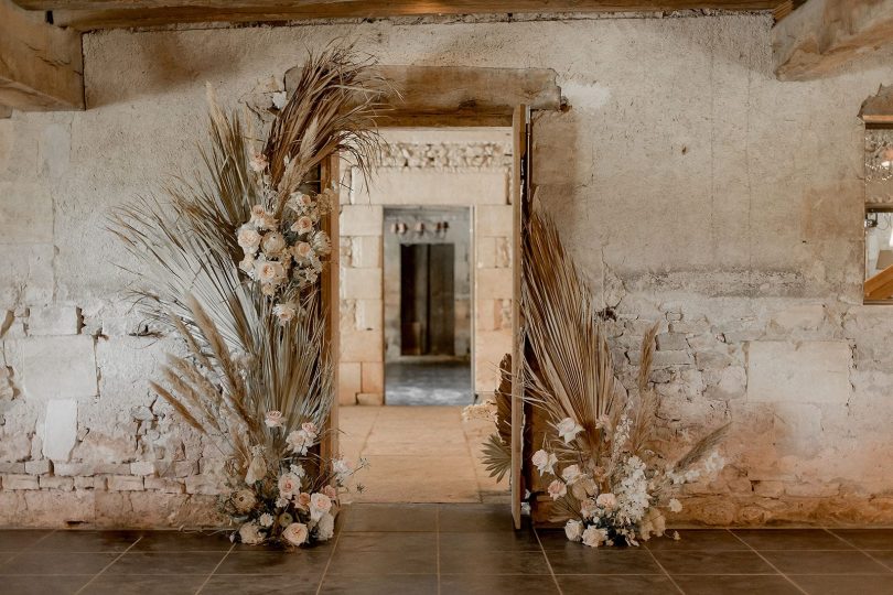 Un mariage au Château de Planchevienne en Bourgogne - Photos : Rock'n Brides - Blog mariage : La mariée aux pieds nus