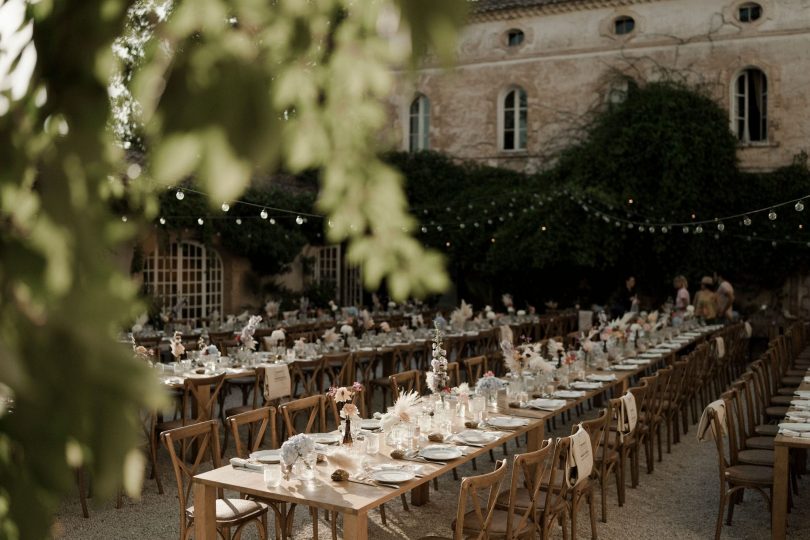 Un mariage au Château de Robernier dans le Var - Photos : Solveig et Ronan - Blog mariage : La mariée aux pieds nus