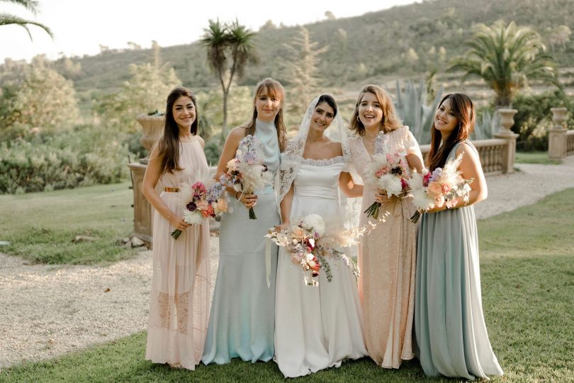 Un mariage au Château de Robernier dans le Var - Photos : Solveig et Ronan - Blog mariage : La mariée aux pieds nus