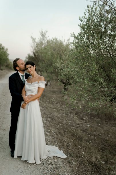 Un mariage au Château de Robernier dans le Var - Photos : Solveig et Ronan - Blog mariage : La mariée aux pieds nus