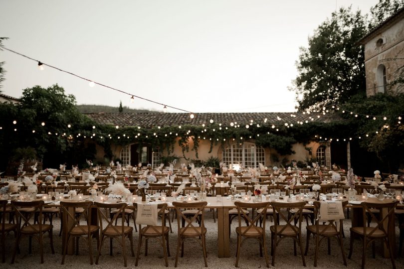 Un mariage au Château de Robernier dans le Var - Photos : Solveig et Ronan - Blog mariage : La mariée aux pieds nus