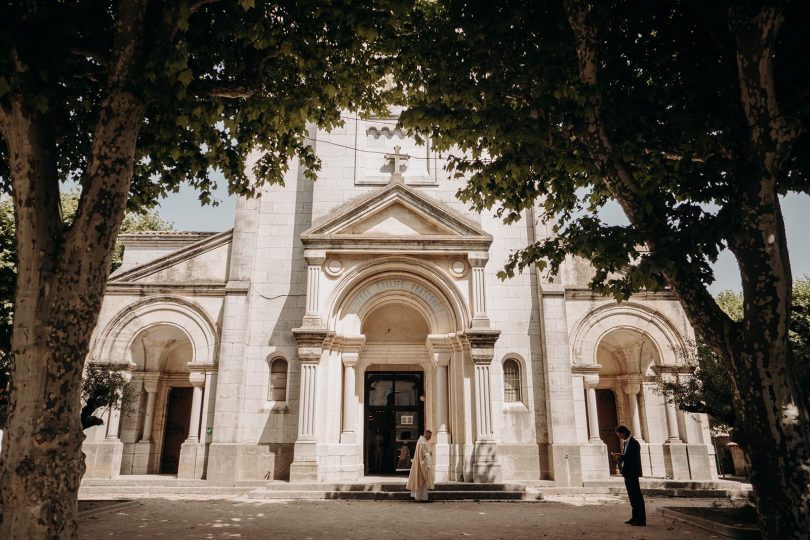 Un mariage au Château de Saint Félix près de Nîmes - Photos : Sidonie Vidal - Blog mariage : La mariée aux pieds nus