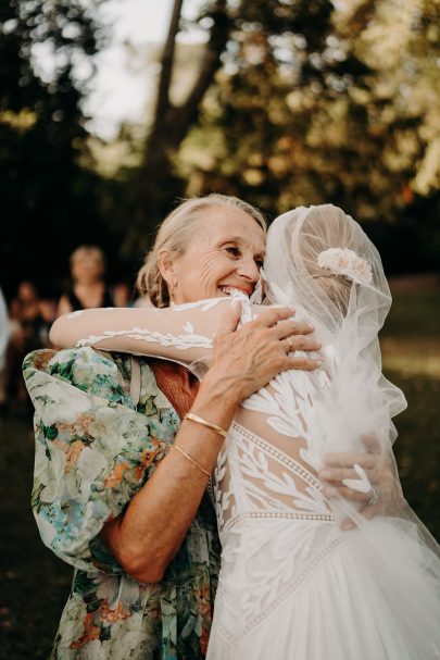 Un mariage au Château de Saint Félix près de Nîmes - Photos : Sidonie Vidal - Blog mariage : La mariée aux pieds nus