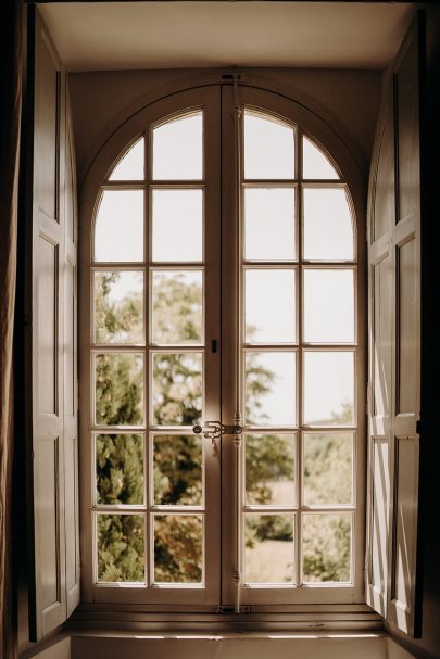 Un mariage au Château de Saint Félix près de Nîmes - Photos : Sidonie Vidal - Blog mariage : La mariée aux pieds nus