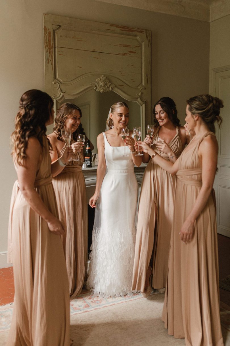 Un mariage au Château des Demoiselles en Provence - Photos : The Rendez-vous - Blog mariage : La mariée aux pieds nus