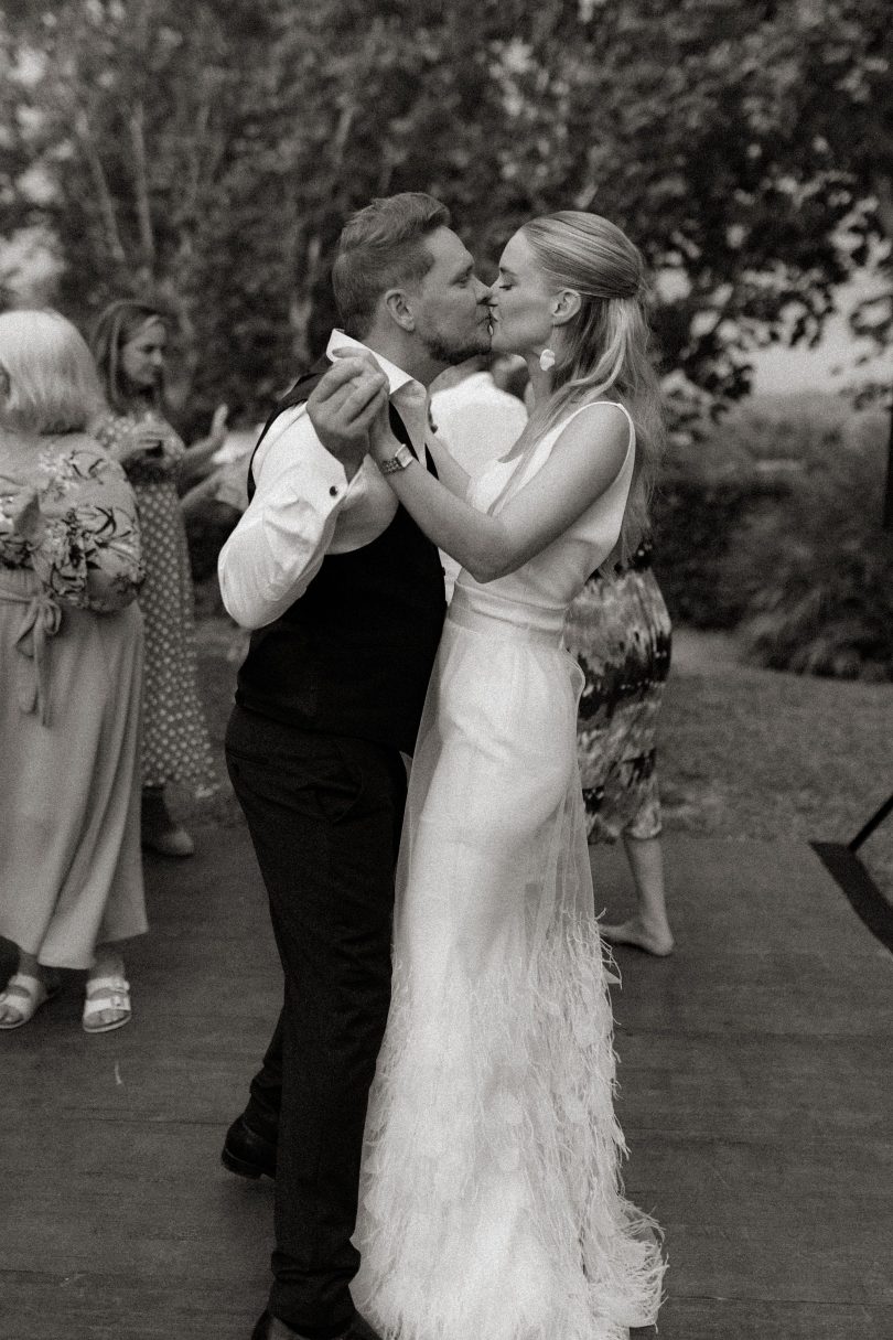 Un mariage au Château des Demoiselles en Provence - Photos : The Rendez-vous - Blog mariage : La mariée aux pieds nus