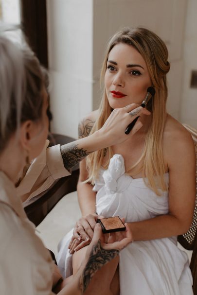 Un mariage au Château de la Mercerie en Charente - Photos : Alchemia Weddings - Blog mariage : La mariée aux pieds nus