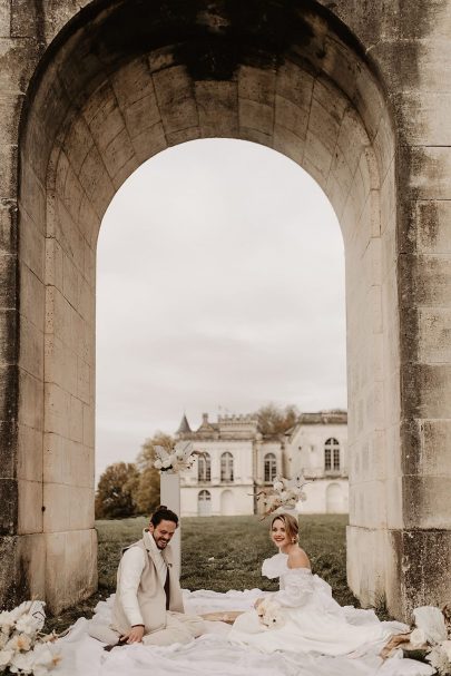 mariage au Château de la Mercerie en Charente - Photos : Alchemia Weddings - Blog mariage : La mariée aux pieds nus