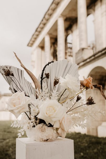 mariage au Château de la Mercerie en Charente - Photos : Alchemia Weddings - Blog mariage : La mariée aux pieds nus