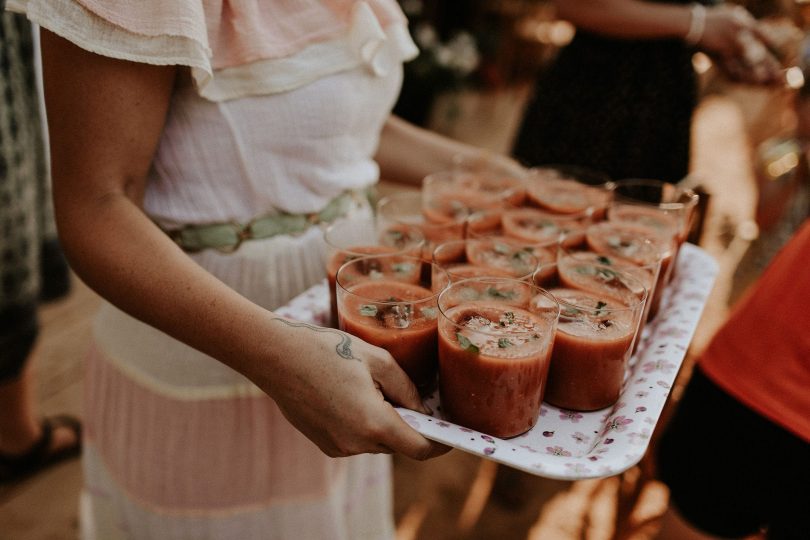 Un mariage au Château de la Mogère à Montpellier dans l'Hérault - Photos : Pinewood Weddings - Blog mariage : La mariée aux pieds nus