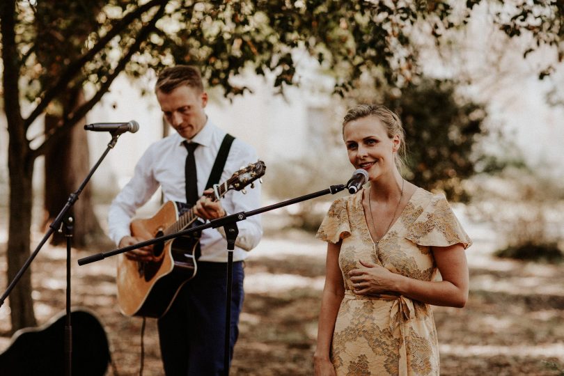 Un mariage au Château de la Mogère à Montpellier dans l'Hérault - Photos : Pinewood Weddings - Blog mariage : La mariée aux pieds nus