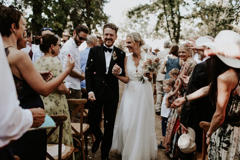 Un mariage au Château de la Mogère à Montpellier dans l'Hérault - Photos : Pinewood Weddings - Blog mariage : La mariée aux pieds nus