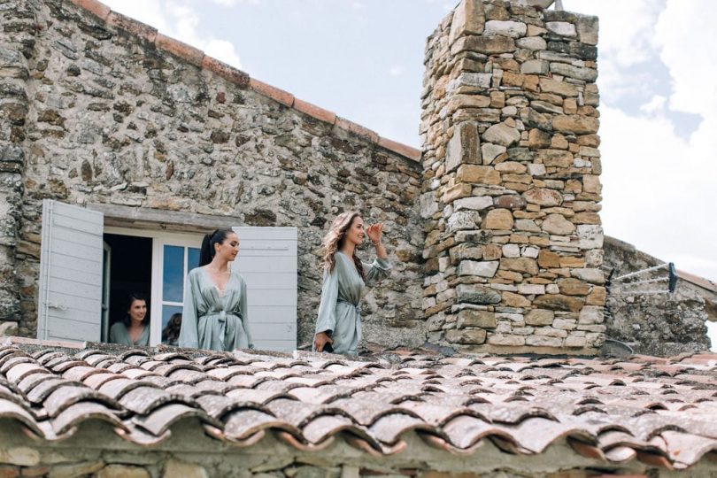 Un mariage au Clos du Tuilier en Provence - Photos : Ingrid Lepan - Blog mariage : La mariée aux pieds nus