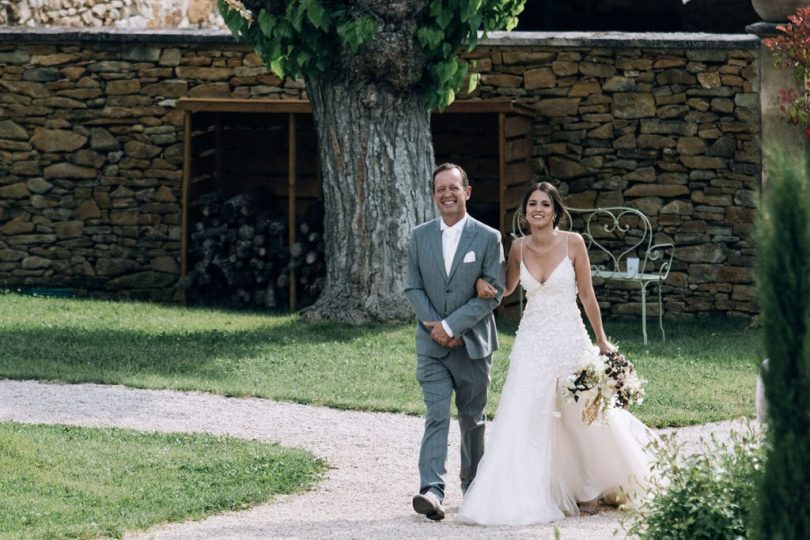 Un mariage au Clos du Tuilier en Provence - Photos : Ingrid Lepan - Blog mariage : La mariée aux pieds nus