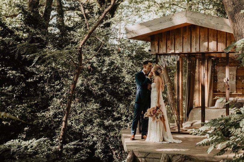 Un mariage au Coco Barn Wood Lodge dans les Landes - Photos : Patricia Hendrychova-Estanguet -Blog mariage : La mariée aux pieds nus