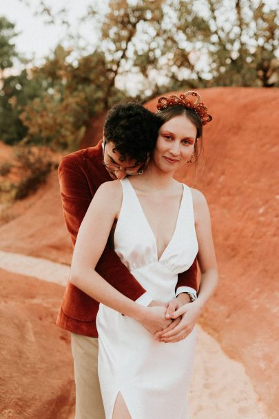 Un mariage au coeur du Colorado Provençal - Photos : Anne Sophie Benoit - Blog mariage : La mariée aux pieds nus