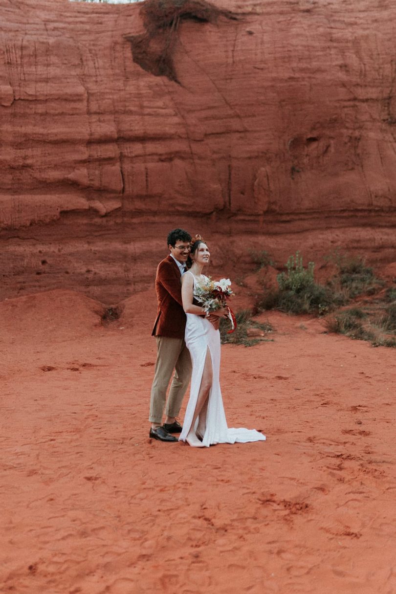 Un mariage au coeur du Colorado Provençal - Photos : Anne Sophie Benoit - Blog mariage : La mariée aux pieds nus