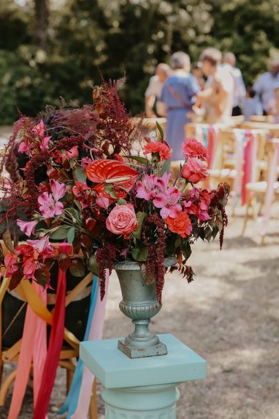 Un mariage coloré au Château de Tauziès dans le Tarn - Photos : Meryl M Photographie - Blog mariage : La mariée aux pieds nus