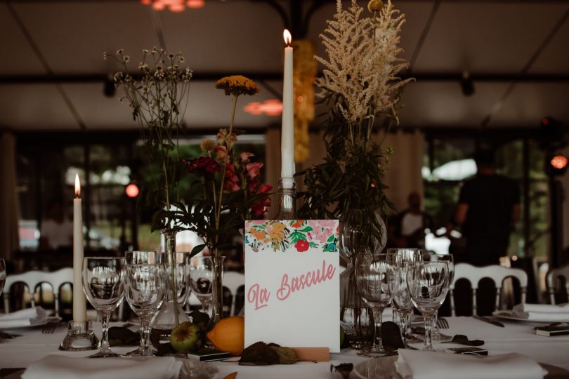 Un mariage coloré au Château de Tilly près de Paris - Photos : Moonrise Photography - Blog mariage : La mariée aux pieds nus