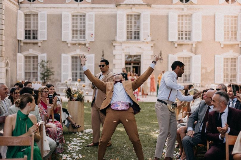 Un mariage coloré au Château de Vergières en Provence - Photos : Gwendoline Noir - Blog mariage : La mariée aux pieds nus