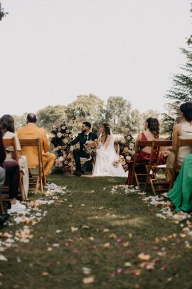 Un mariage coloré au Château de Vergières en Provence - Photos : Gwendoline Noir - Blog mariage : La mariée aux pieds nus