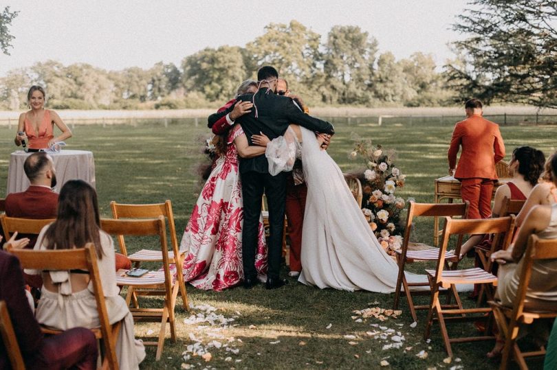 Un mariage coloré au Château de Vergières en Provence - Photos : Gwendoline Noir - Blog mariage : La mariée aux pieds nus