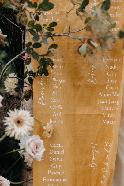 Un mariage coloré au Château de Vergières en Provence - Photos : Gwendoline Noir - Blog mariage : La mariée aux pieds nus