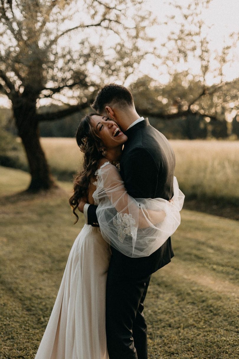 Un mariage coloré au Château de Vergières en Provence - Photos : Gwendoline Noir - Blog mariage : La mariée aux pieds nus