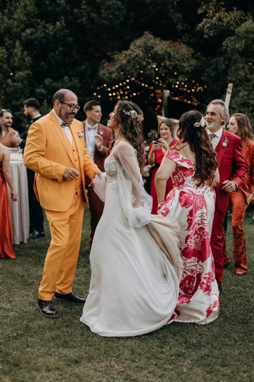 Un mariage coloré au Château de Vergières en Provence - Photos : Gwendoline Noir - Blog mariage : La mariée aux pieds nus