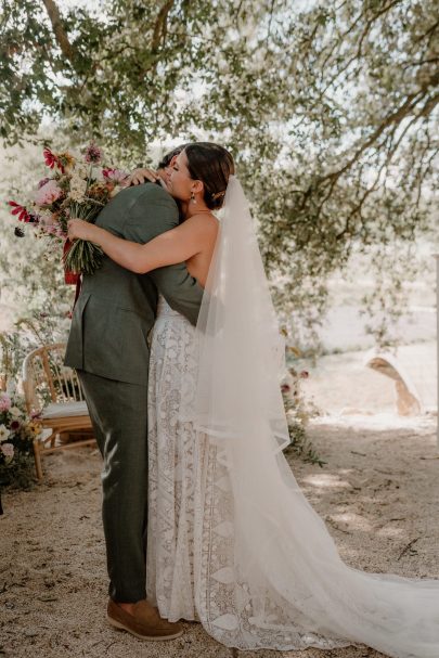 Un mariage coloré au Domaine de Valbonne dans le Gard - Photos : Clarisse et Johan - Blog mariage : La mariée aux pieds nus