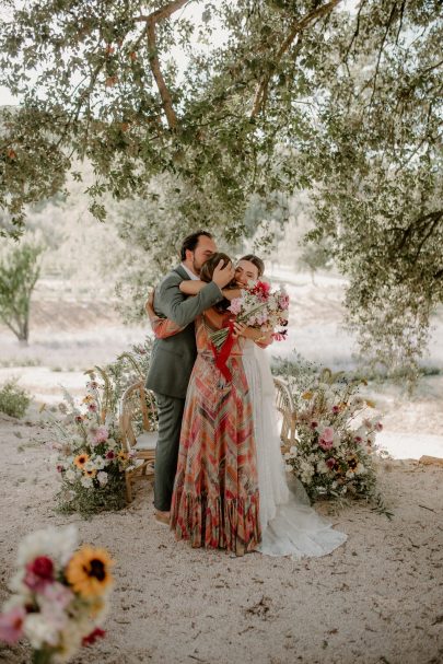 Un mariage coloré au Domaine de Valbonne dans le Gard - Photos : Clarisse et Johan - Blog mariage : La mariée aux pieds nus