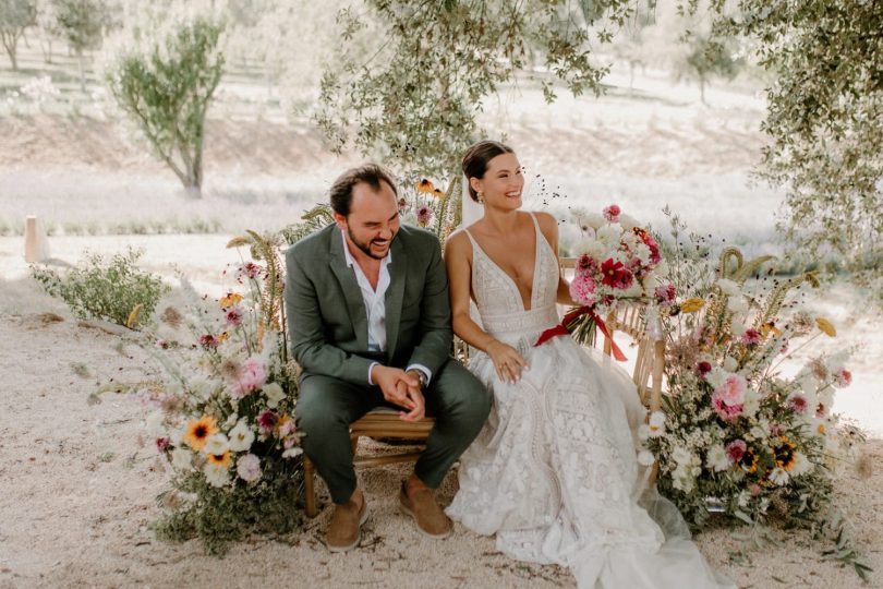 Un mariage coloré au Domaine de Valbonne dans le Gard - Photos : Clarisse et Johan - Blog mariage : La mariée aux pieds nus