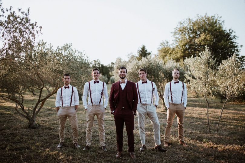 Un mariage coloré au Mas d'Arvieux en Provence - Photos : Soulpics - Blog mariage : La mariée aux pieds nus