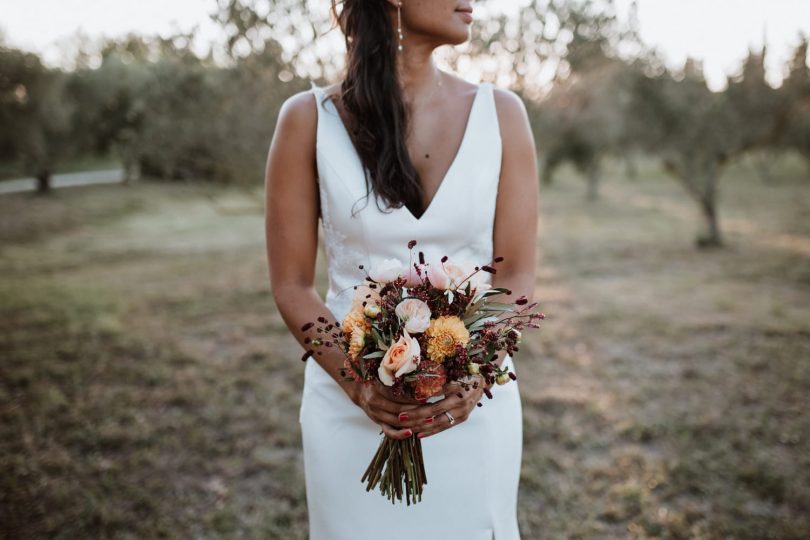 Un mariage coloré au Mas d'Arvieux en Provence - Photos : Soulpics - Blog mariage : La mariée aux pieds nus