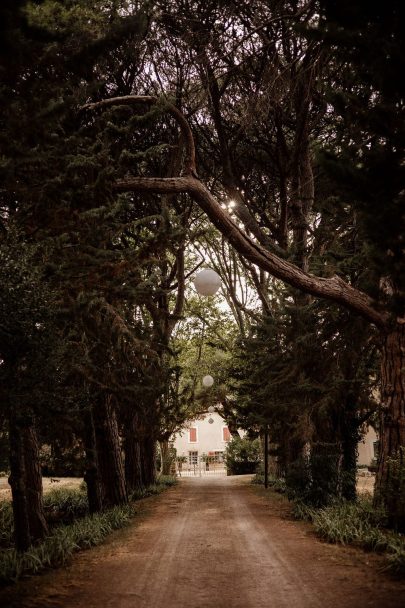 Un mariage coloré près de Narbonne dans l'Aude - Photos : Dall'k - Blog mariage : La mariée aux pieds nus