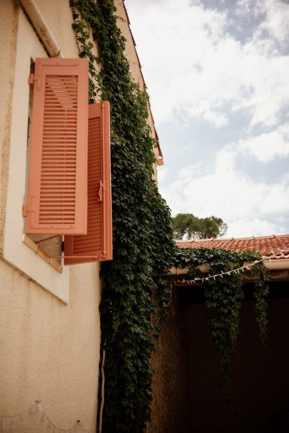 Un mariage coloré près de Narbonne dans l'Aude - Photos : Dall'k - Blog mariage : La mariée aux pieds nus