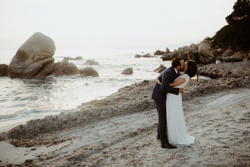 Un mariage en Corse - Photos : Aurélien Bretonnière - Blog mariage : La mariée aux pieds nus