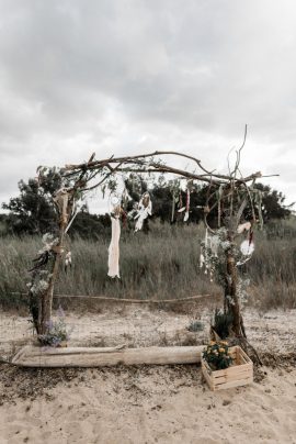 Un mariage sur une plage en Corse - Photos : Julien Navarre - Blog mariage : La mariée aux pieds nus