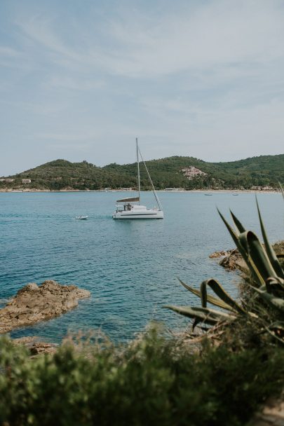 Un mariage simple en Corse - Photos : Madame B Photographie - Blog mariage : La mariée aux pieds nus