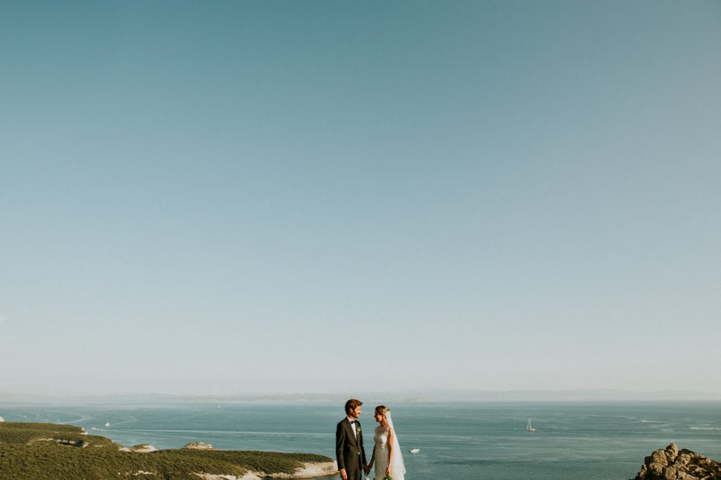 Un mariage à Porto Vecchio en Corse - A découvrir sur le blog mariage www.lamarieeauxpiedsnus.com - Photos : Coralie Lescieux