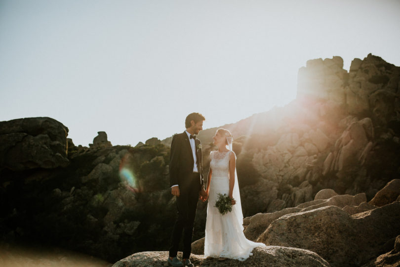 Un mariage à Porto Vecchio en Corse - A découvrir sur le blog mariage www.lamarieeauxpiedsnus.com - Photos : Coralie Lescieux