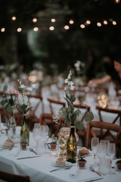 Un mariage naturel et végétal en Corse - Soul Pics Photographe - La mariée aux pieds nus