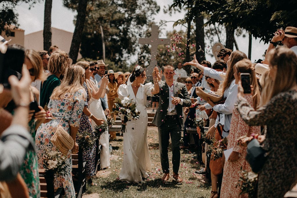 Un mariage au VIP Beach en Corse - Photos : Gwendoline Noir - Blog mariage : La mariée aux pieds nus