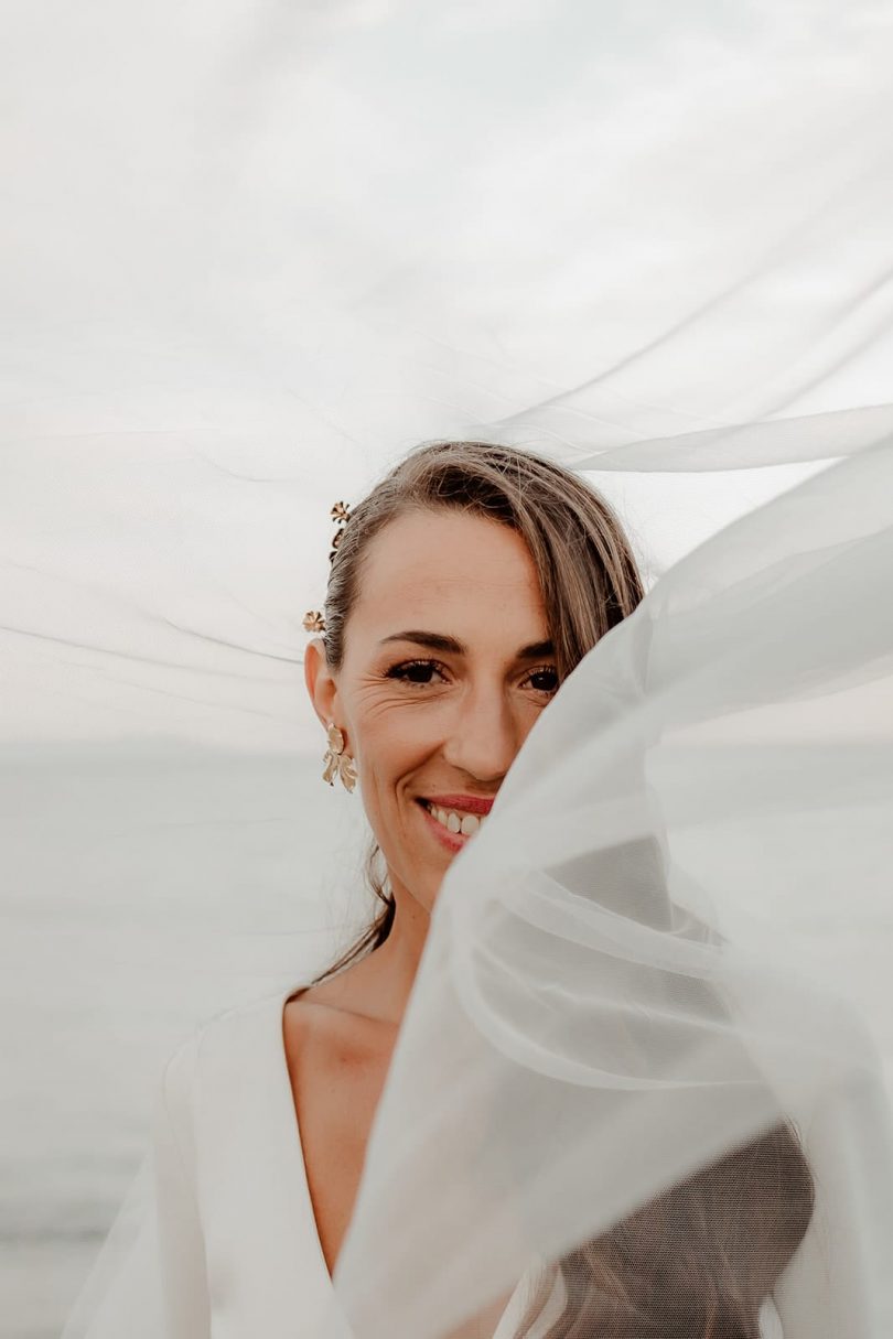 Un mariage à la Distillerie de Pietracorbara en Corse - Photos : Moonrise Photography - Blog mariage : La mariée aux pieds nus