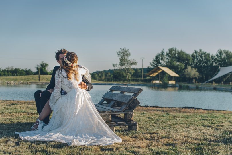 Un mariage champêtre aux Domaines de Patras - Photos : Sylvan le Lepvrier - Blog mariage : La mariée aux pieds nus