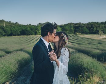 Un mariage champêtre aux Domaines de Patras - Photos : Sylvan le Lepvrier - Blog mariage : La mariée aux pieds nus